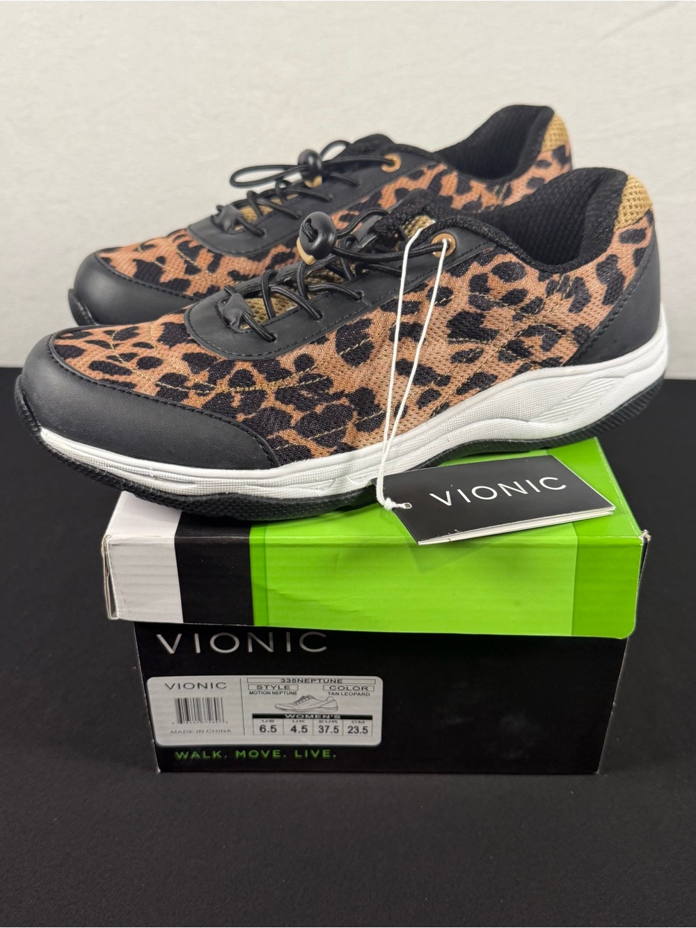 Vionic - Neptune Tan Leopard Slip On Orthotic Sneaker NIB Size 6.5 MSRP $90